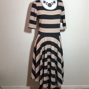LuLaRoe Large Nicole